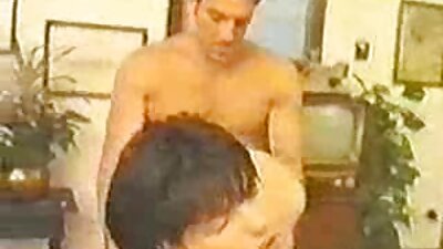 ผมสีน้ำตาลขาวตัดผมสั้นต้องการมีเพศสัมพันธ์กับชายผิวดำในที่สาธารณะ วีดีโอ โป้