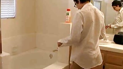 ชายคนนี้ใช้ค้อนทุบผู้หญิงอาหรับที่เป็นมะเร็งบนเตียง ดู คลิป วีดีโอ โป๊