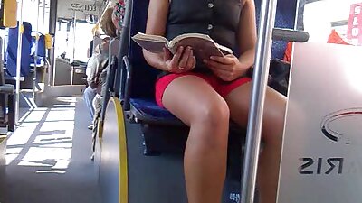 นิ้ว clit ดู คลิป วิดีโอ โป๊ ของภรรยาของเขาก่อนที่จะมีเพศทางช่องคลอดกับเธอ.