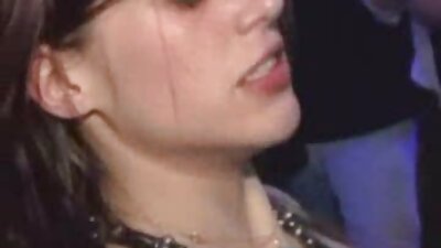ได้หีเจ้าหญิงผอมกับรอยสักต้นขาในคนแรก. วีดีโอ โป้ ลักหลับ