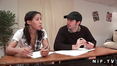นักท่องเที่ยวชาวรัสเซีย หนัง โป้ วีดีโอ fucks แฟนของเขาในท่าหมาทางทวารหนักในช่วงเย็น